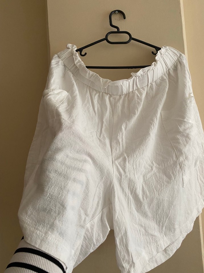 Beyaz Keten büyük beden şort - Görsel 2