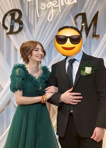 Zara Yeşil Tül Uzun Drapeli Straplez Kadın Abiye