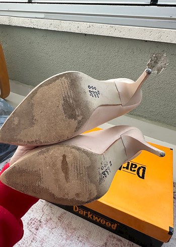 Beyaz Minimalist Stiletto Kadın Ayakkabı - Görsel 4