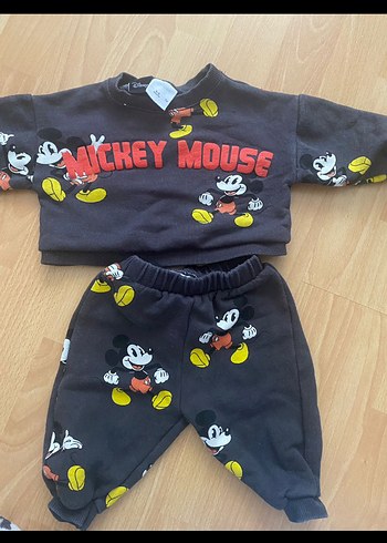Zara Mickey Mouse Baskılı Gri Bebek Takımı