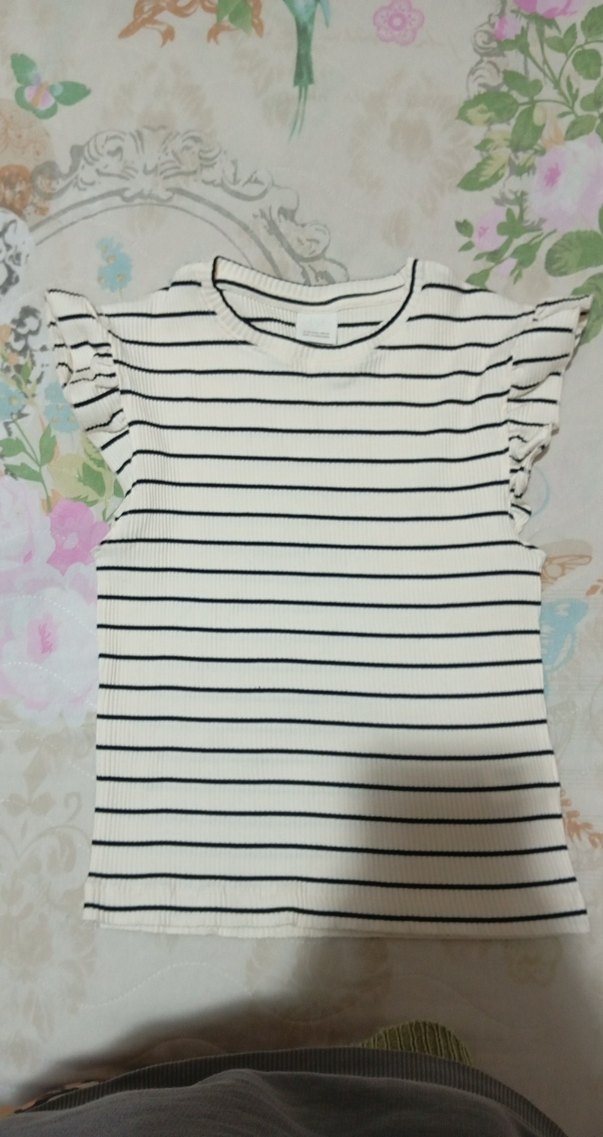 Kız Çocuk Beyaz Zebra Desenli Fırfırlı Tişört - Görsel 3