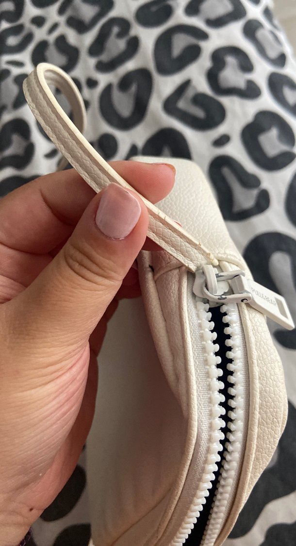 Pull & Bear Beyaz Askılı Çanta — görsel 6/7