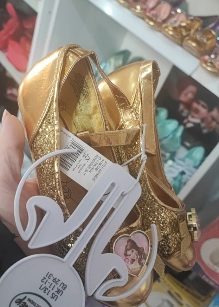 Güzel ve Çirkin Bella Ayakkabi - Görsel 3