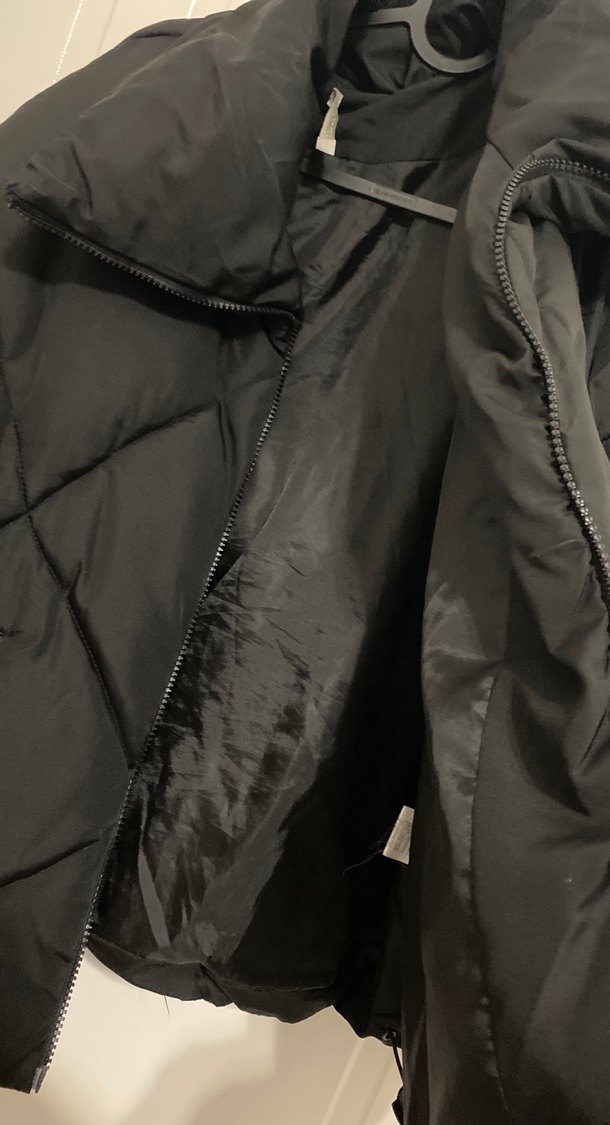 Kadın Siyah Kapitone Midi Kış Montu - Görsel 2