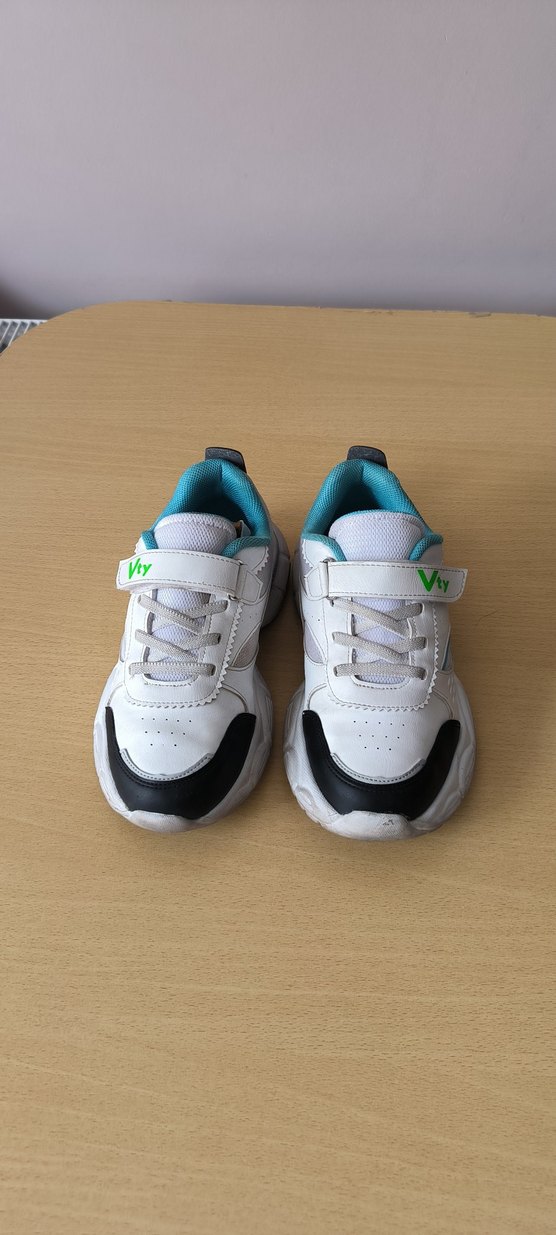 VTY  34 Numara Çocuk Spor Ayakkabı - Görsel 3