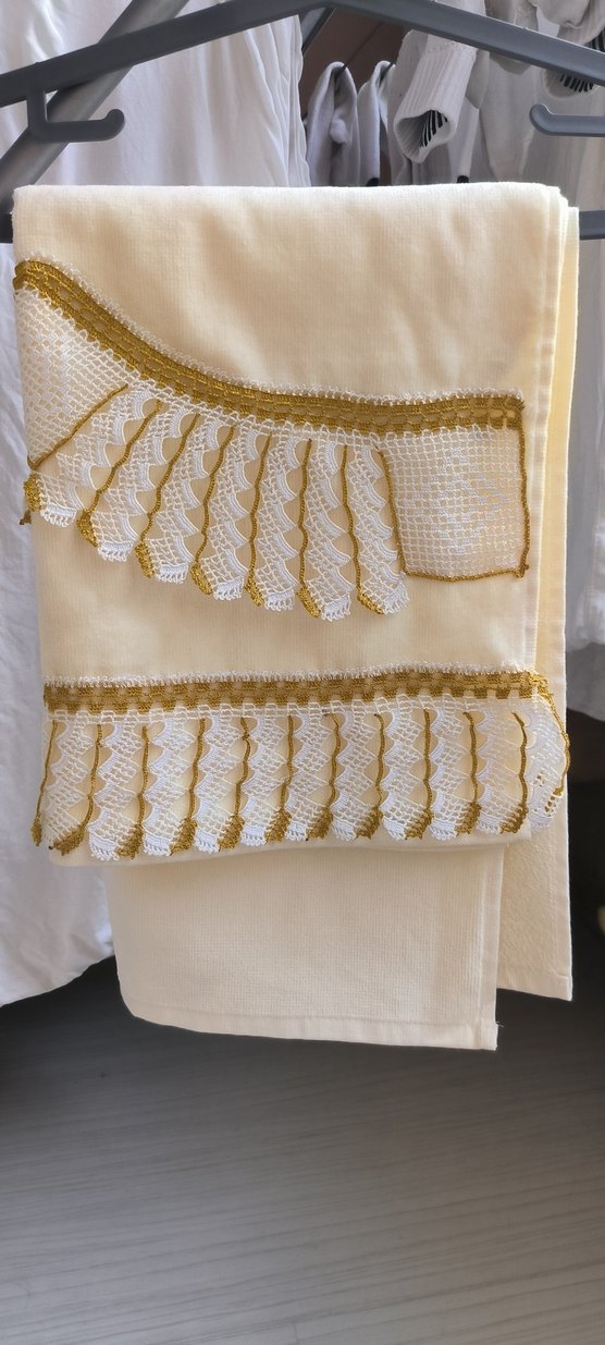 Renkli Nakışlı Havlular - Görsel 2