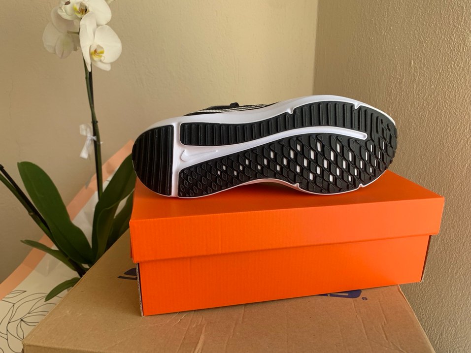 Nike Spor Ayakkabı - Görsel 4