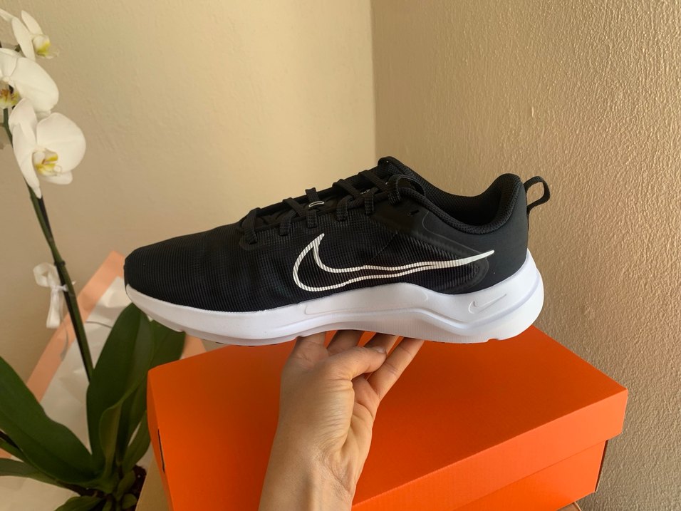 Nike Spor Ayakkabı - Görsel 2