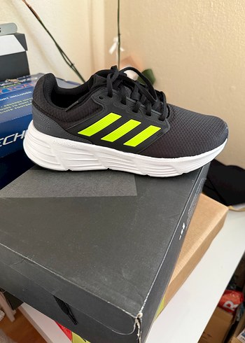 Adidas  Spor Ayakkabı - Görsel 2