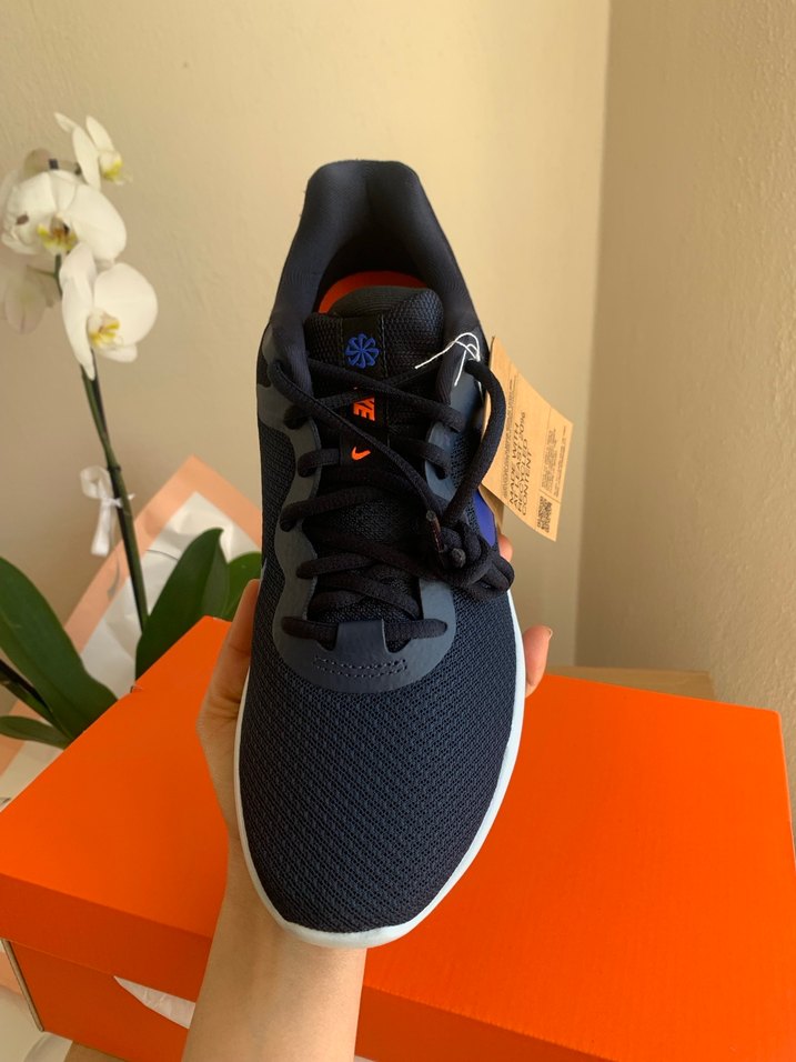 Nike spor ayakkabısı - Görsel 4