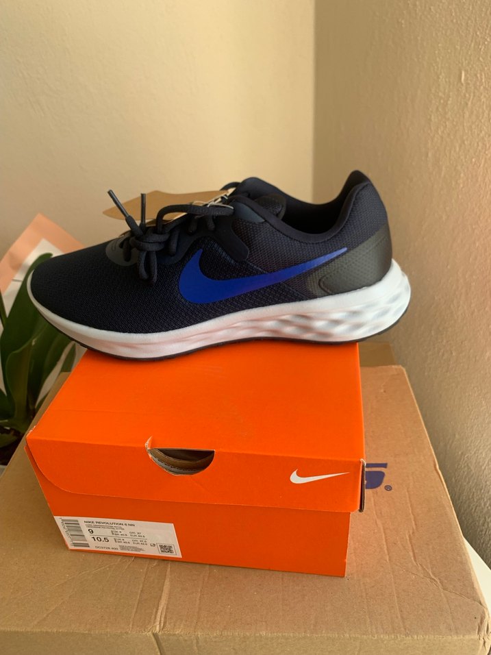 Nike spor ayakkabısı - Görsel 5