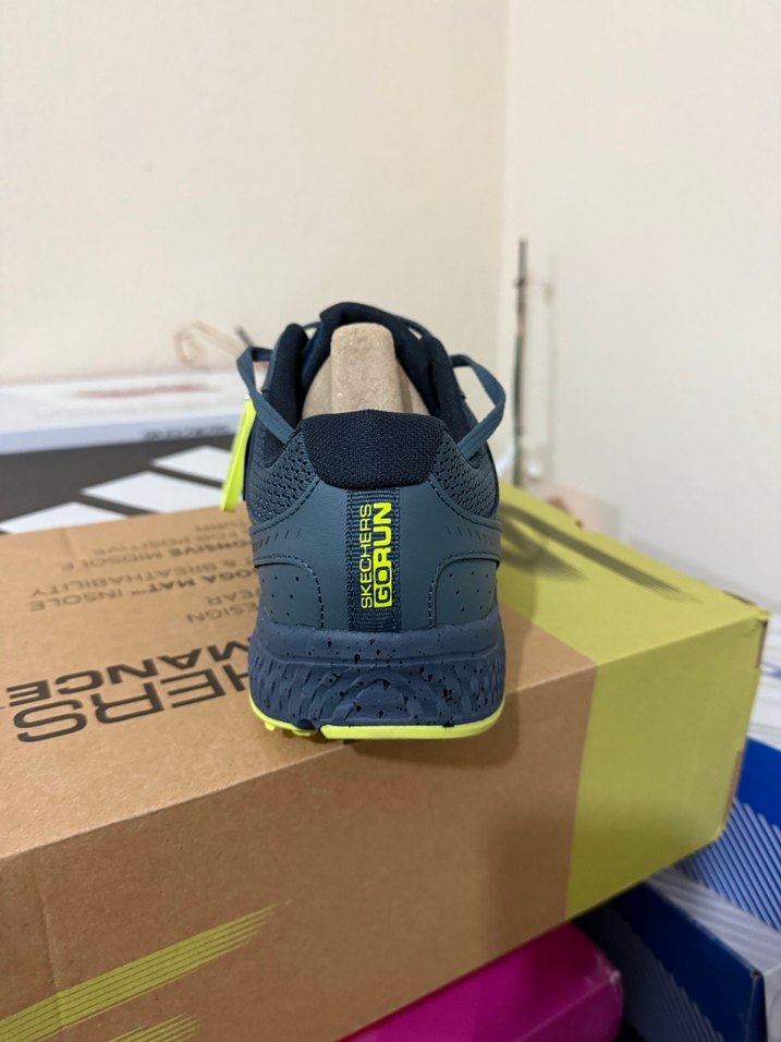 Skechers spor ayakkabı - Görsel 5