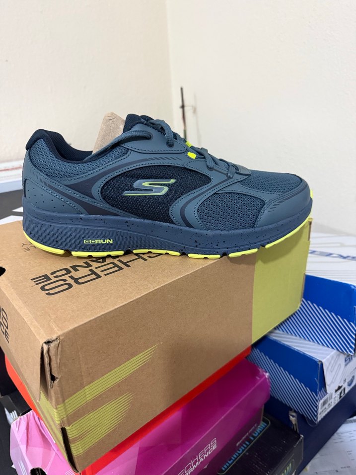 Skechers spor ayakkabı - Görsel 2