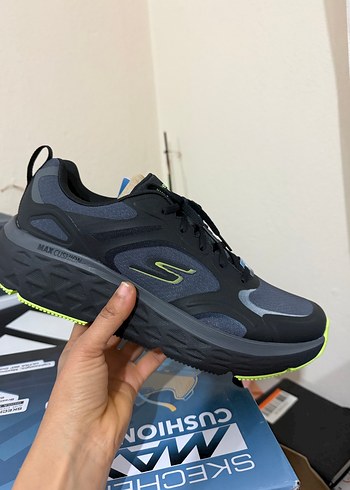 Skechers 43
