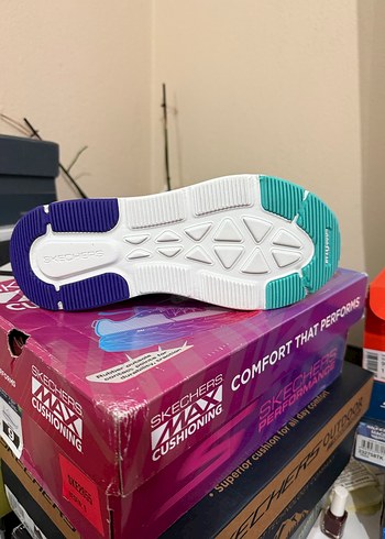 Skechers Beyaz Renkli Kadın Spor Ayakkabı - Görsel 6