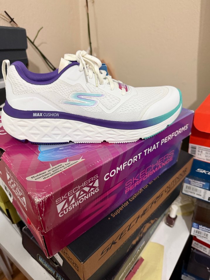 Skechers Beyaz Renkli Kadın Spor Ayakkabı - Görsel 2