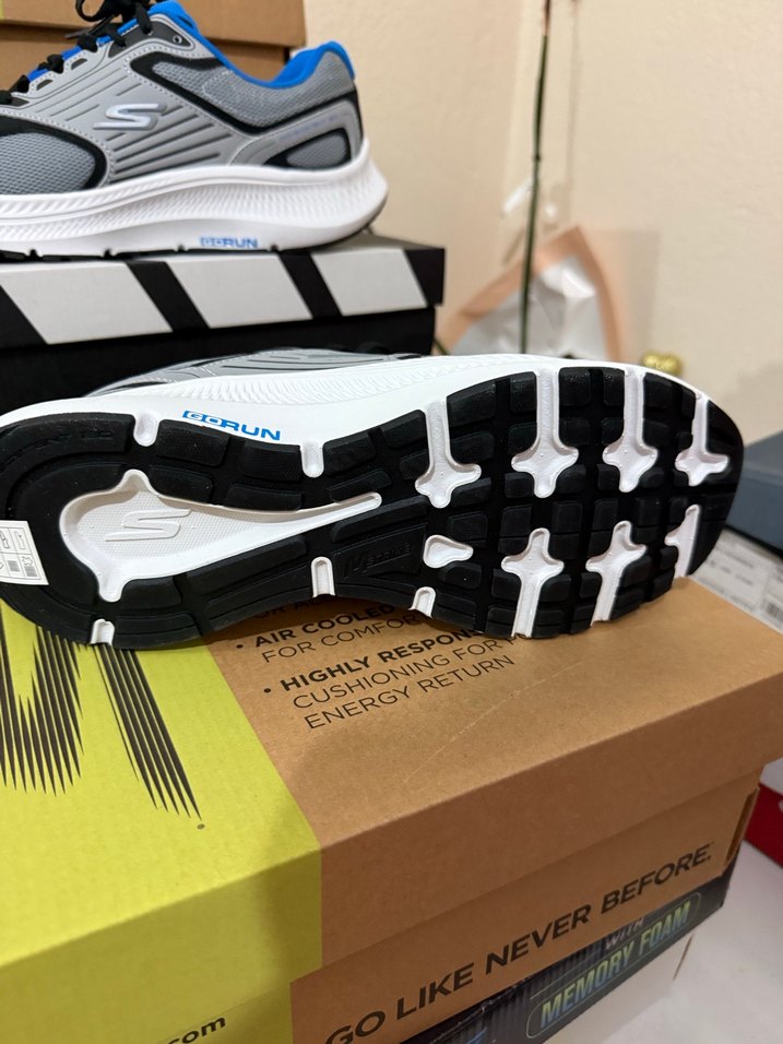 Skechers  Spor Ayakkabı Velcro Detaylı - Görsel 5