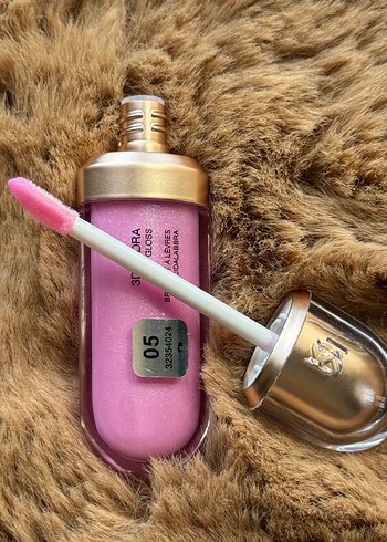 Kiko Çok Renkli LİPGLOSSS - Görsel 11