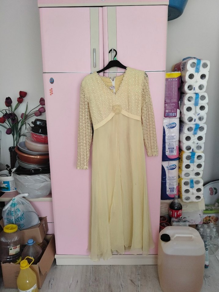 Bej Dantel Detaylı Uzun Kollu Kadın Elbise - Görsel 2