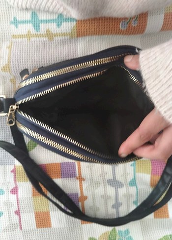 Mavi Yılan Derisi Desenli Kadın Deri Çanta - Görsel 3