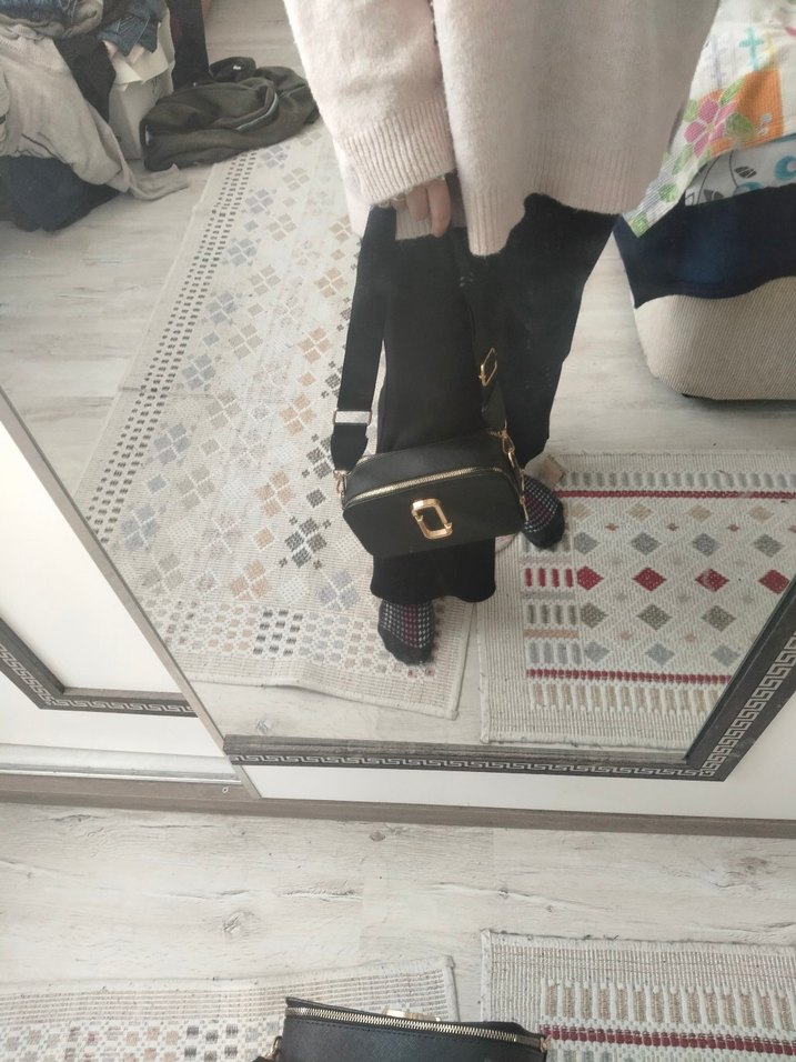 Siyah Yılan Desenli Deri Fermuarlı Kadın Çanta - Görsel 2