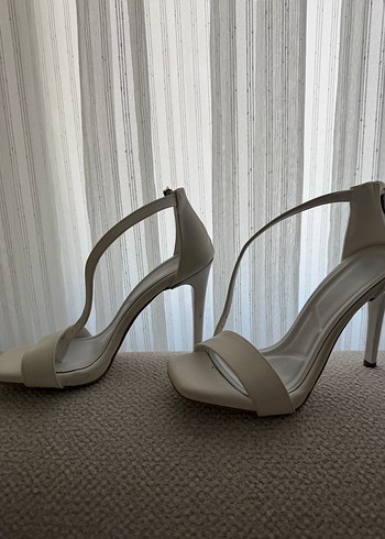 37 Beden Beyaz Stiletto Topuklu Kadın Abiye Ayakkabı