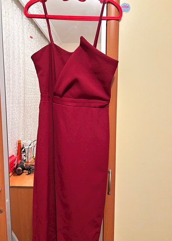 Bordo Drapeli Midi Straplez Elbise