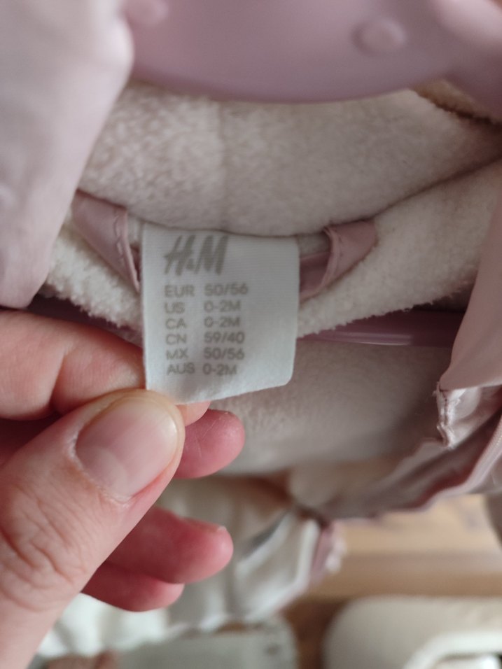 H&M marka bebek astronot tulum. Kış ayında en  ideal yenidoğan - Görsel 5