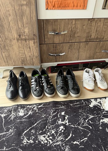 Nike Sehir Stiline Uygun Siyah Ve Beyaz Sneakerlar
