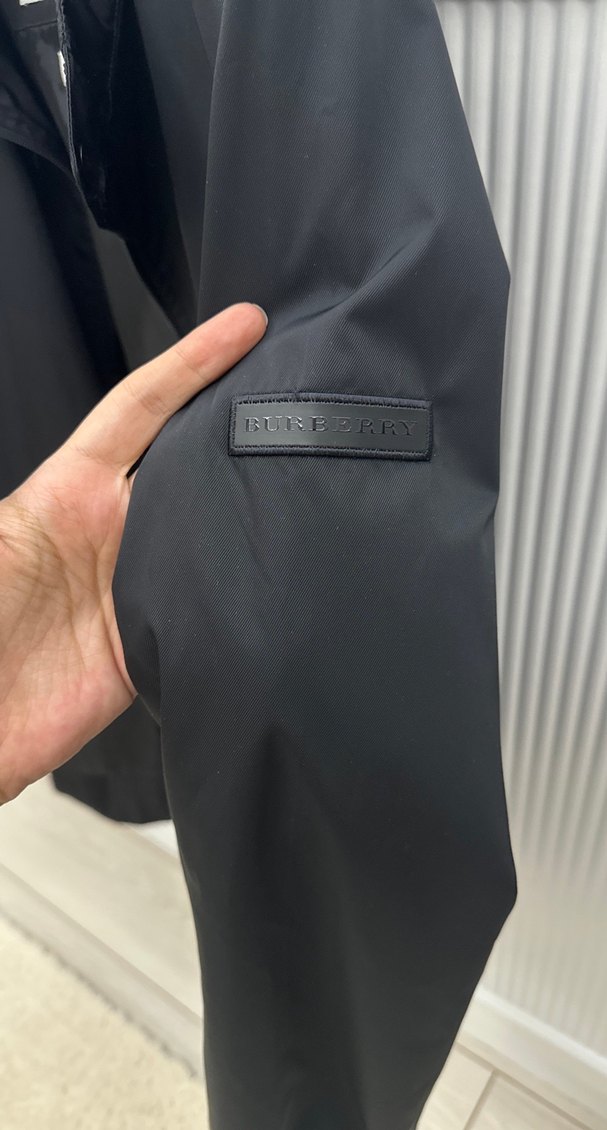 Siyah Fermuarlı Yaka Mont - Görsel 5