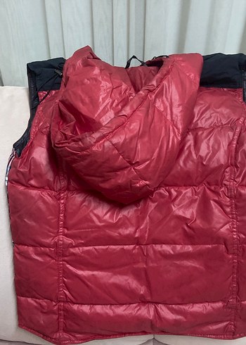 Düğmeli Fermuarlı Ekose Desenli  Bayan Kırmız Şişme Yelek - Görsel 4