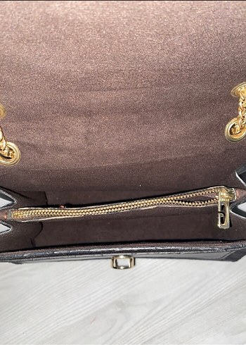 Zincir Detaylı Siyah Çanta - Görsel 2