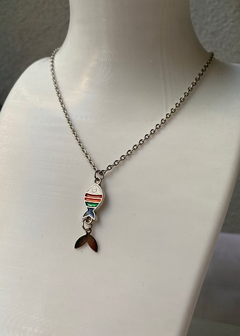 Balık detaylı gümüş kolye - Görsel 3