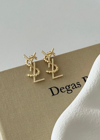 Altın Renk Mini Püsküllü Küpeler YSL