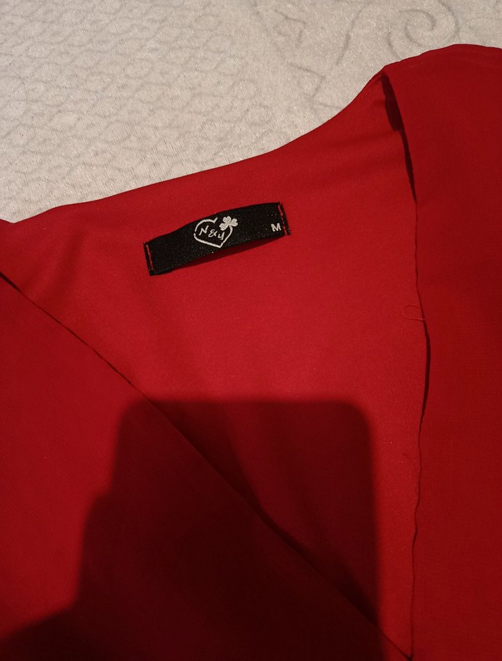 Kırmızı V Yaka Vatkalı Midi Elbise - Görsel 3