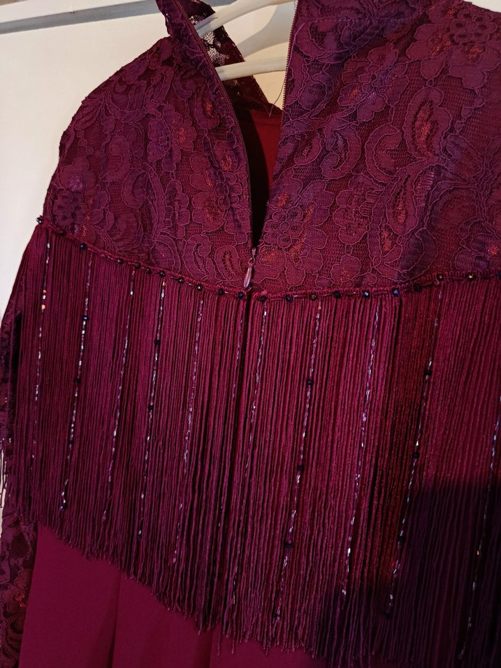 Mor Uzun Kollu Nakışlı Püsküllü Kadın Balık Model Abiye Elbise - Görsel 5