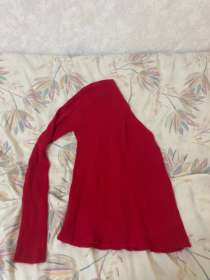 Kırmızı V Yaka Örgü Kadın Kazak - Görsel 2