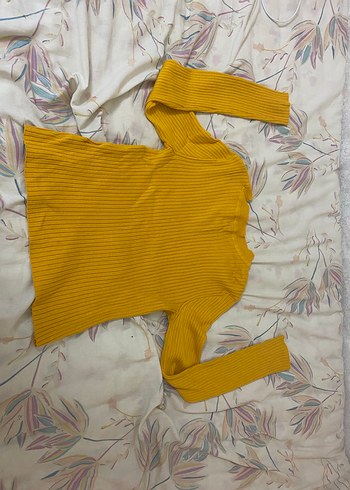 Sarı V Yaka Uzun Kollu Triko Kazak - Görsel 2