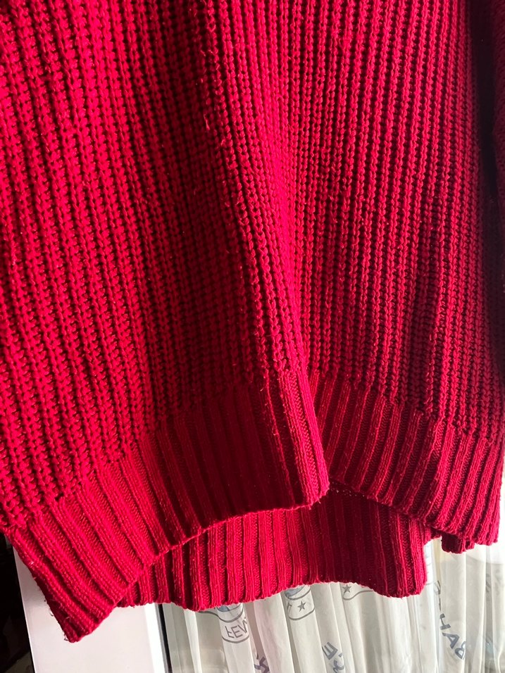 Kırmızı Boğazlı Örgü Kadın Kazak - Görsel 3