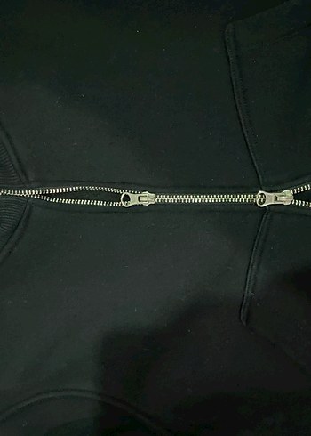 Siyah Fermuarlı Kadın Crop Cekey - Görsel 2