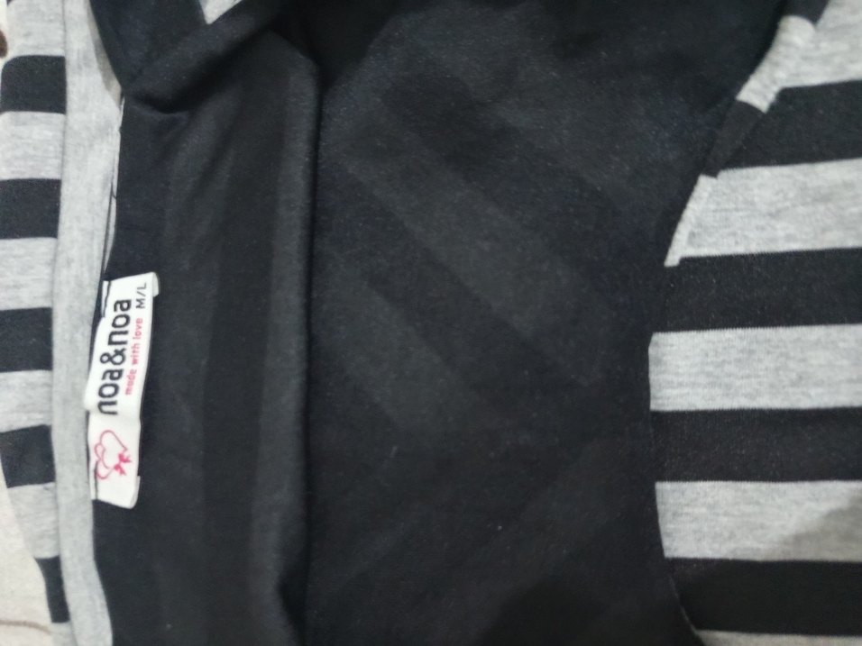 Siyah Beyaz Çizgili Kolsuz Elbise - Görsel 4