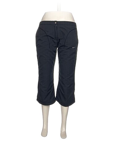 Nike Bermuda / Kapri %70 İndirimli.