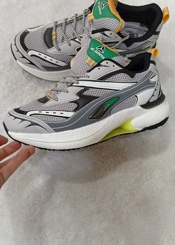 Gri Yılan Desenli Bağcıklı Erkek Spor Ayakkabı - Görsel 2