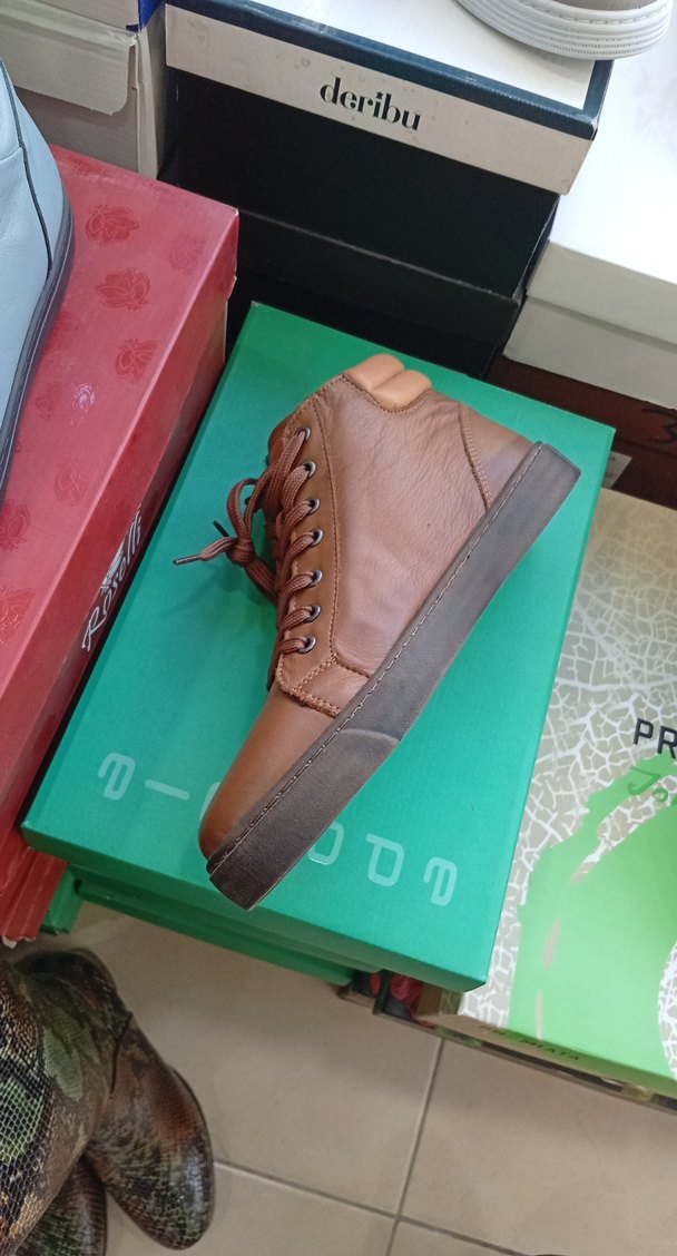 kahverengi deri bot - Görsel 2