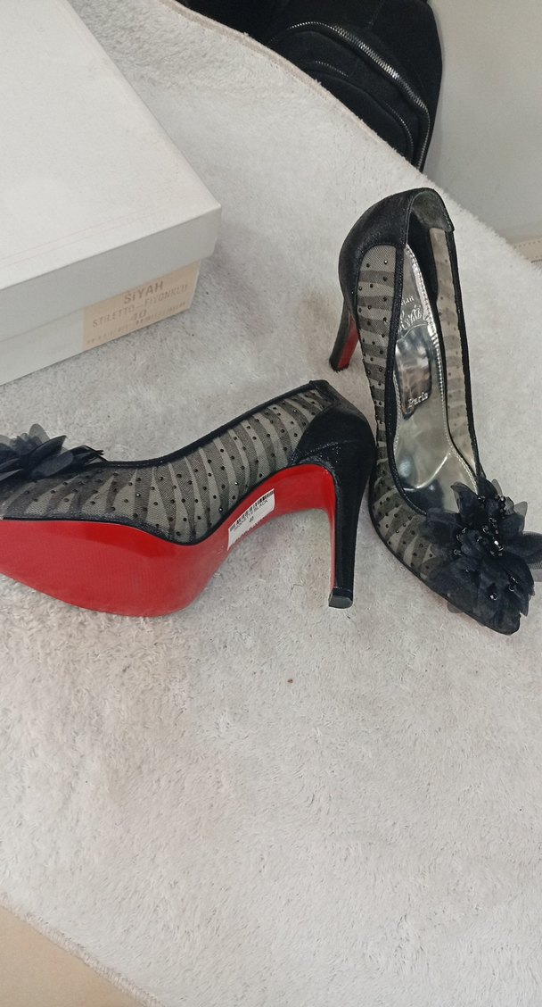 Siyah Fırfırlı Desenli Yüksek Topuklu Kadın Ayakkabı - Görsel 3