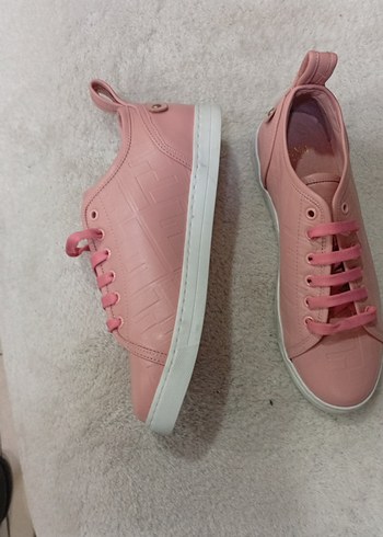 Pembe Bağcıklı Kadın Spor Ayakkabı - Görsel 3