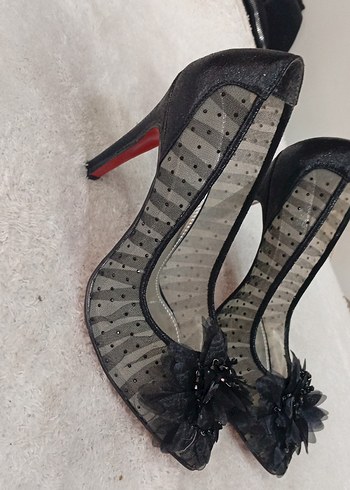 Siyah Fırfırlı Gotik Yüksek Topuklu Kadın Ayakkabı - Görsel 2