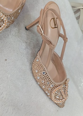 Valentino Kadın Bej Süet Topuklu Stiletto - Görsel 2