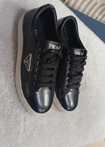 Prada Siyah Parlak Spor Ayakkabı - Görsel 4