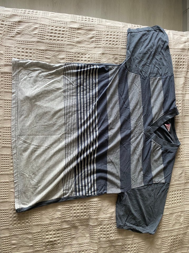 Gri V Yaka Kısa Kollu Erkek Pijama Takımı - Görsel 3